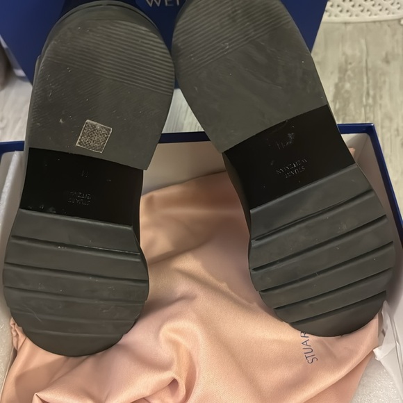 Stuart Weizman Chelsea bootie, Black, size 11B, with box. - Picture 3 of 8